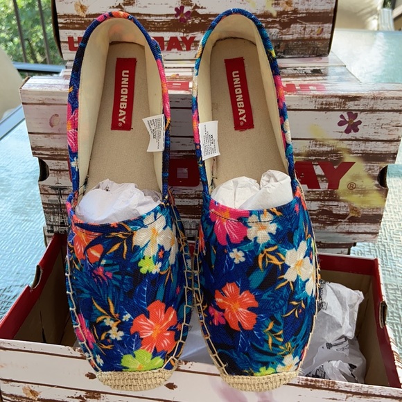 NEW! UNIONBAY FANNIE Tropical Canvas Espadrilles - Picture 4 of 11
